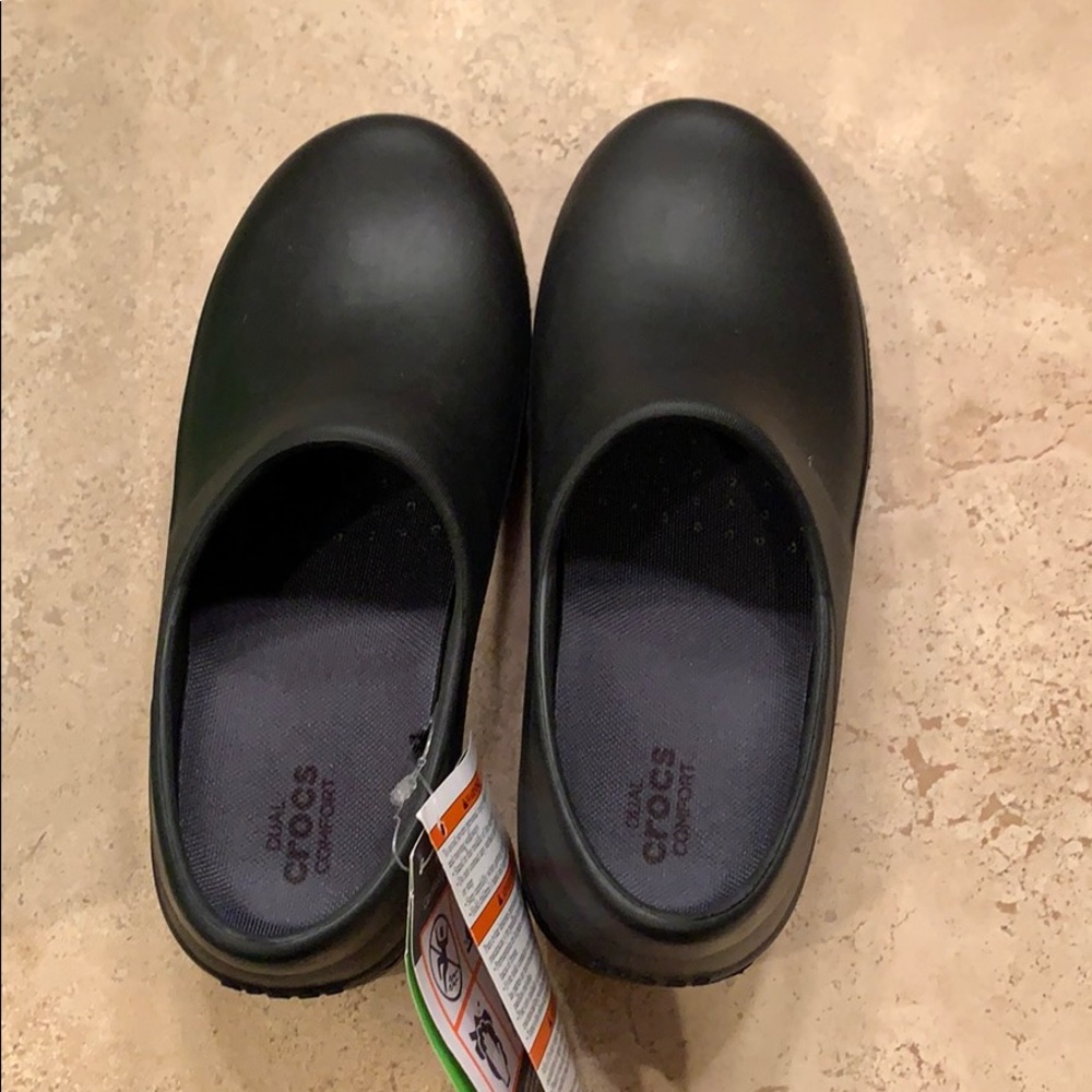 Crocs black New Neria Pro II Clog 6